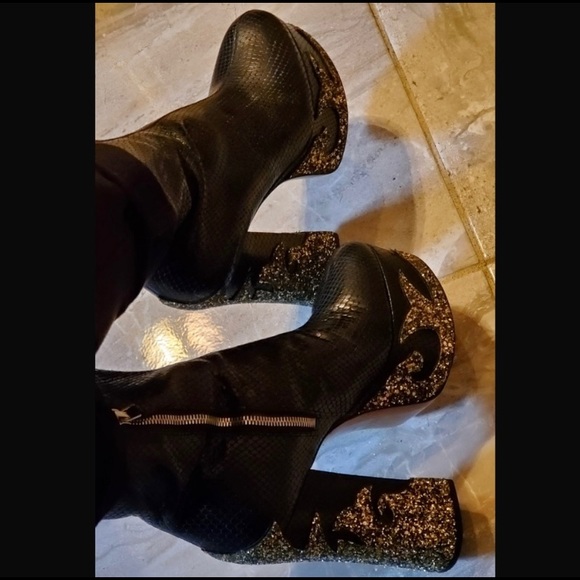 Marc Jacobs booties - Picture 7 of 11